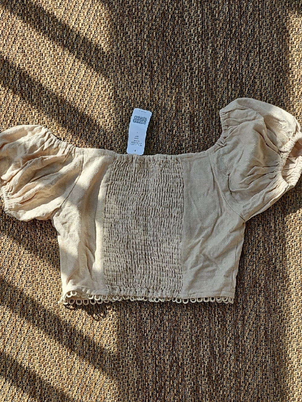 bebe Cream Puff-Sleeve Ruched Cropped Top - Picture 3 of 4